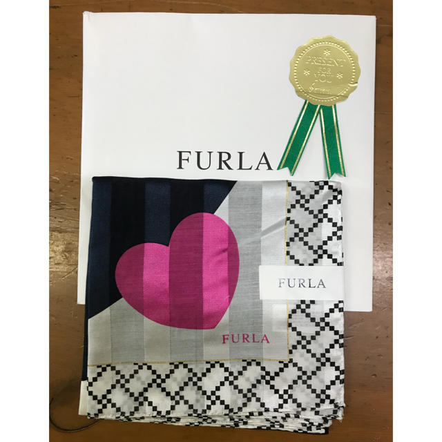 Furla(フルラ)のフルラ  FURLA スカーフ ハンカチ レディースのファッション小物(ハンカチ)の商品写真