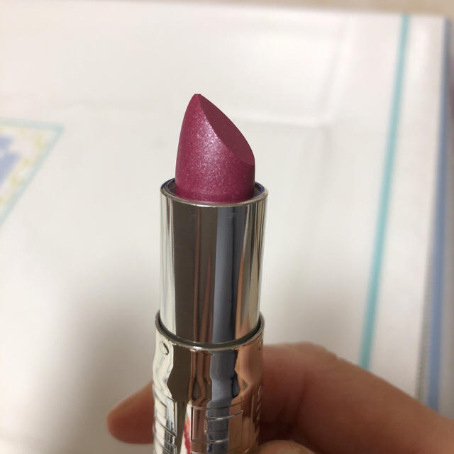 GIVENCHY(ジバンシィ)のGIVENCHY ROUGE INTERDIT SHINE  ROSESHINE コスメ/美容のベースメイク/化粧品(口紅)の商品写真