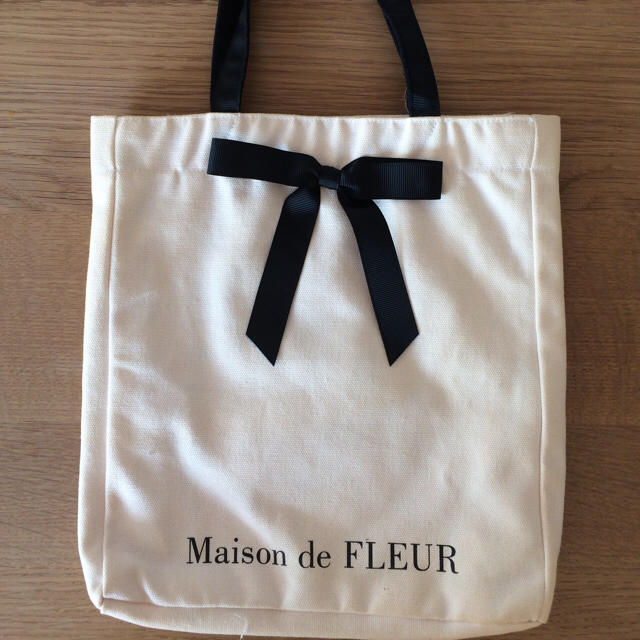 Maison de FLEUR(メゾンドフルール)のMaison de FLEUR バッグ レディースのバッグ(トートバッグ)の商品写真