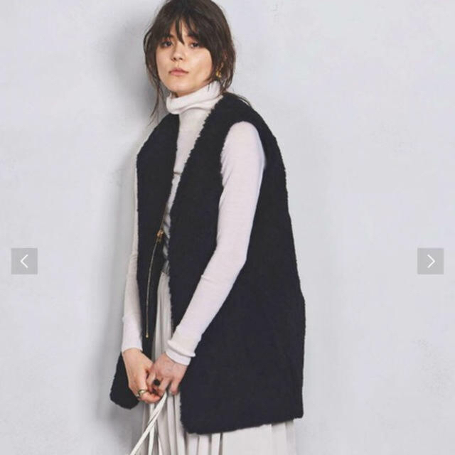 UNITED ARROWS(ユナイテッドアローズ)のUA別注リラクスボアライナー レディースのジャケット/アウター(ダウンベスト)の商品写真