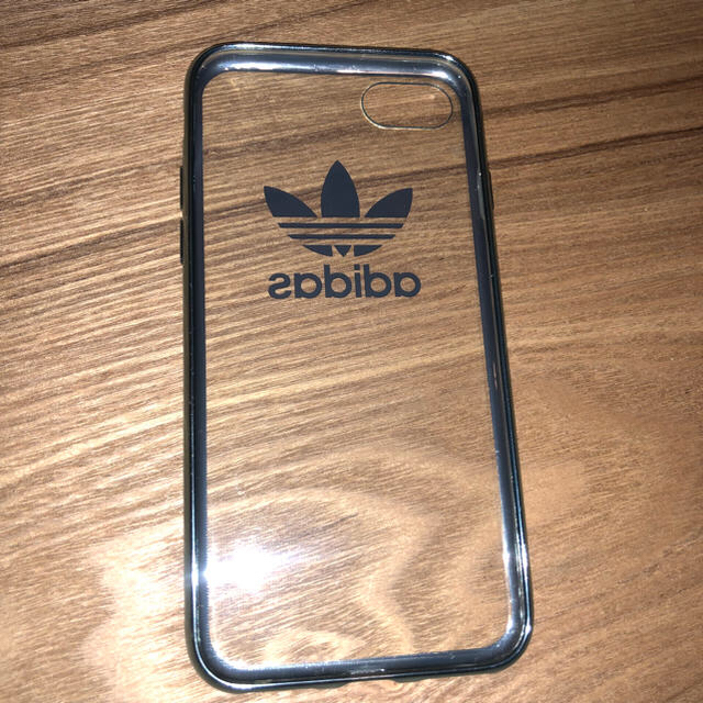 adidas(アディダス)のアディダス iPhone7ケース スマホ/家電/カメラのスマホアクセサリー(iPhoneケース)の商品写真