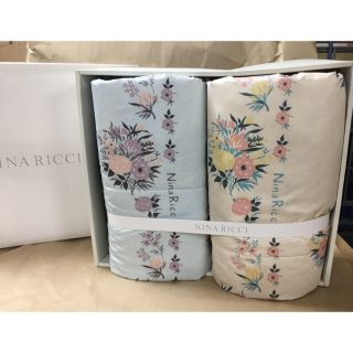 ニナリッチ(NINA RICCI)の【あさがお様専用】【更に値下げ】ニナリッチ 羽毛肌掛け布団セット 新品未使用(布団)