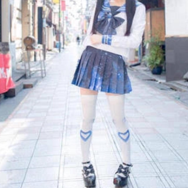 宇宙柄セーラー服 エンタメ/ホビーの同人誌(コスプレ)の商品写真