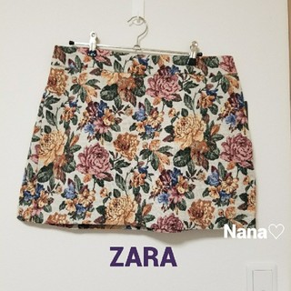 ザラ(ZARA)の新品タグつき♡ZARA♡ゴブラン花柄 ミニスカート♡L ホワイト系(ミニスカート)