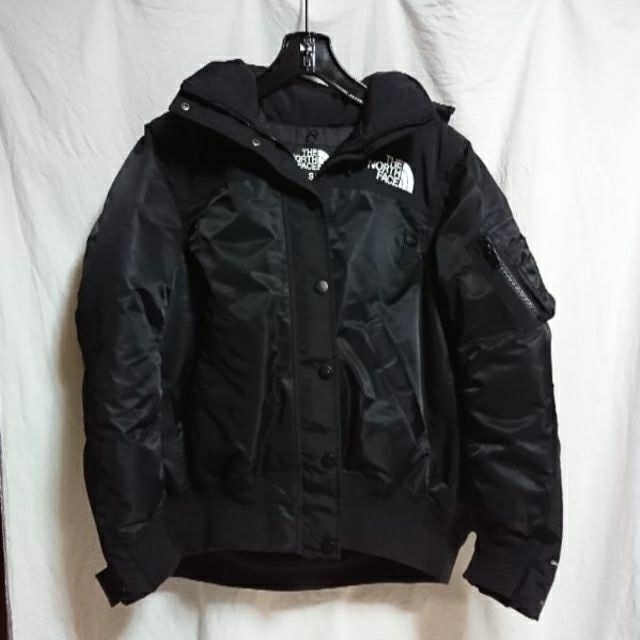 sacai(サカイ)のTAMOtsu様Sacai × the north face ボンバージャケット レディースのジャケット/アウター(ダウンジャケット)の商品写真