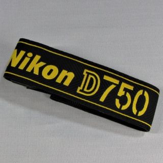 ニコン(Nikon)のニコン D750 ストラップ 送料無料！(デジタル一眼)