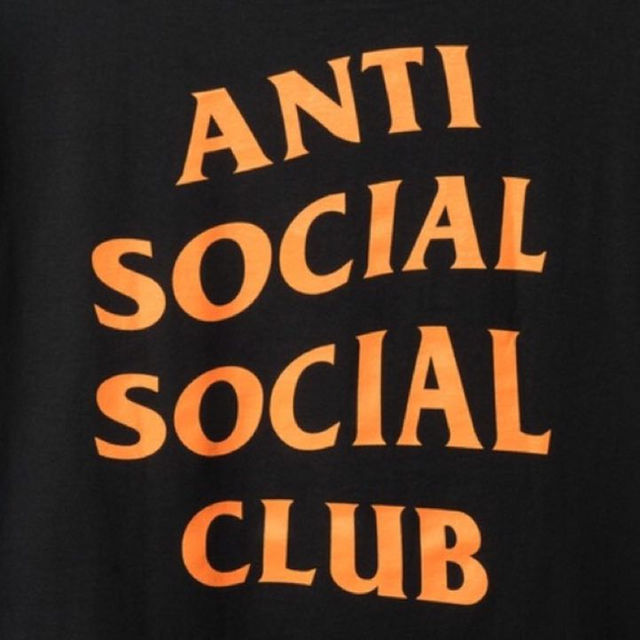 ANTI SOCIAL SOCIAL CLUB(アンチソーシャルソーシャルクラブ)のANTI assc ブラック×オレンジ size L 新品未使用 メンズのトップス(その他)の商品写真