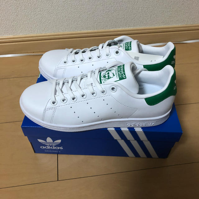 adidas(アディダス)の新品！adidas スタンスミス レディースの靴/シューズ(スニーカー)の商品写真