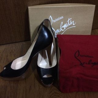 クリスチャンルブタン(Christian Louboutin)のらら様専用☆クリスチャンルブタン オープントゥパンプス 38.5(ハイヒール/パンプス)