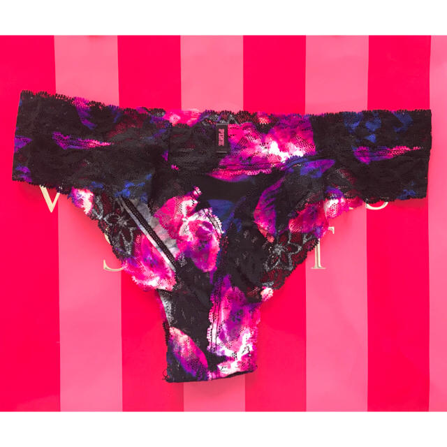 Victoria's Secret(ヴィクトリアズシークレット)の新品米国Victoria'ssecretレース TバックMフラワー レディースの下着/アンダーウェア(ショーツ)の商品写真