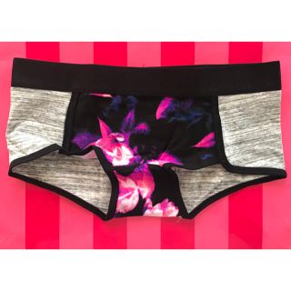 ヴィクトリアズシークレット(Victoria's Secret)の新品米国Victoria'ssecretレースボーイズMフラワー(ショーツ)