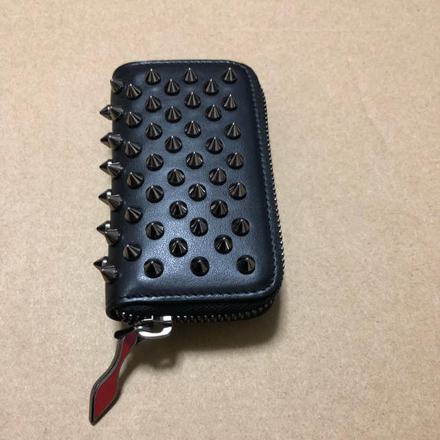 史上最も激安 クリスチャンルブタン キー コインケース opri.sg