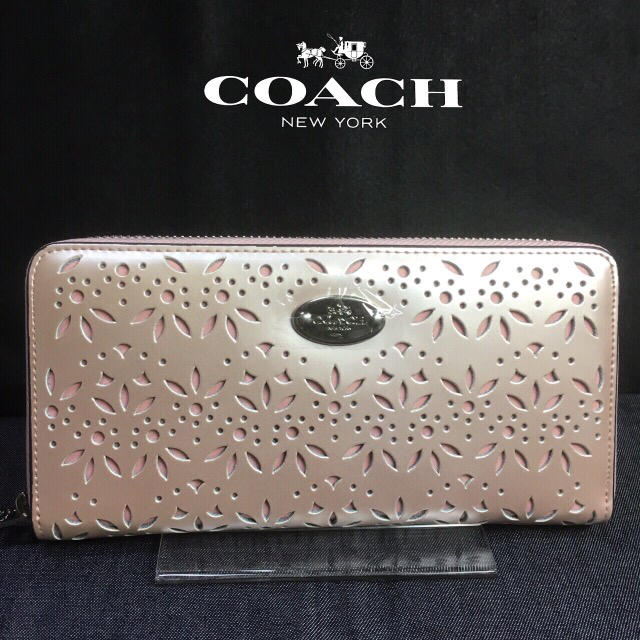 COACH(コーチ)の即日発送❣️限定セール❣️新品コーチ長財布F53331真珠のような美しさを♡ レディースのファッション小物(財布)の商品写真