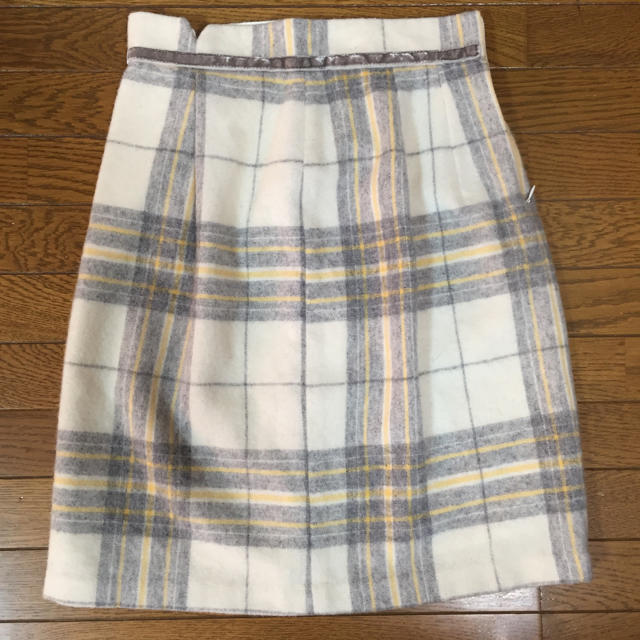 MISCH MASCH(ミッシュマッシュ)のミッシュマッシュ シャギーチェックタイトスカート レディースのスカート(ひざ丈スカート)の商品写真