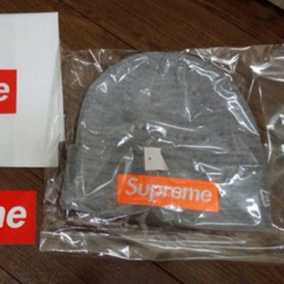 シュプリーム(Supreme)の送料込み グレー Supreme New Era Box Logo Beanie(その他)