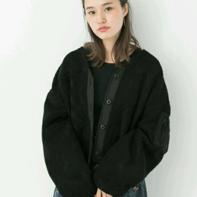 ALPHA INDUSTRIES(アルファインダストリーズ)のURBAN RESEARCH WOMENS 完売品 ブルゾン レディースのジャケット/アウター(ブルゾン)の商品写真