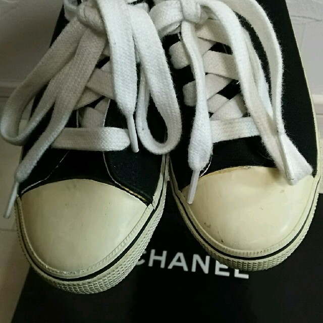 CHANEL - 鑑定済み．シリアル有り．シャネルのヴィンテージスニーカー．コンバースタイプの通販 by デコちゃん｜シャネルならラクマ