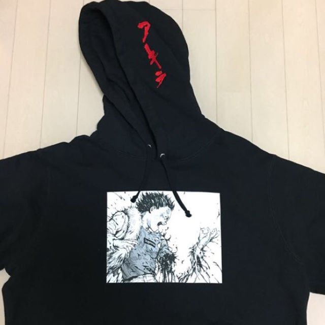 Supreme(シュプリーム)のsupreme akira パーカー メンズのトップス(パーカー)の商品写真