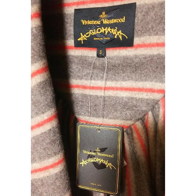 Vivienne Westwood(ヴィヴィアンウエストウッド)のヴィヴィアンウエストウッド コート パイレーツドルマン グレー レッドストライプ レディースのジャケット/アウター(その他)の商品写真