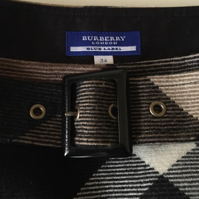 BURBERRY BLUE LABEL(バーバリーブルーレーベル)のBURBERRY BLUE LABEL チェック柄スカート レディースのスカート(ミニスカート)の商品写真