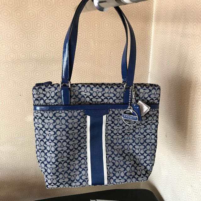 coachトートバック