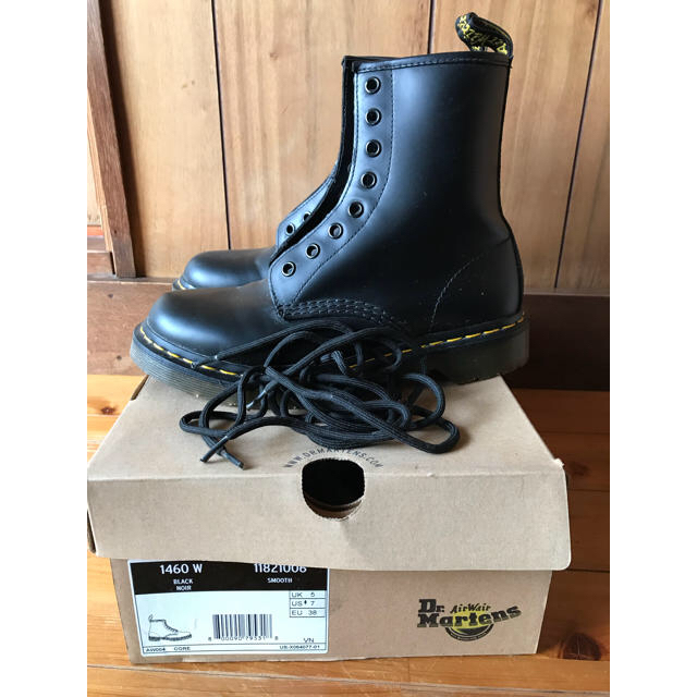 Dr.Martens(ドクターマーチン)のDrMartens 8ホールブーツ 1460w 24cm レディースの靴/シューズ(ブーツ)の商品写真