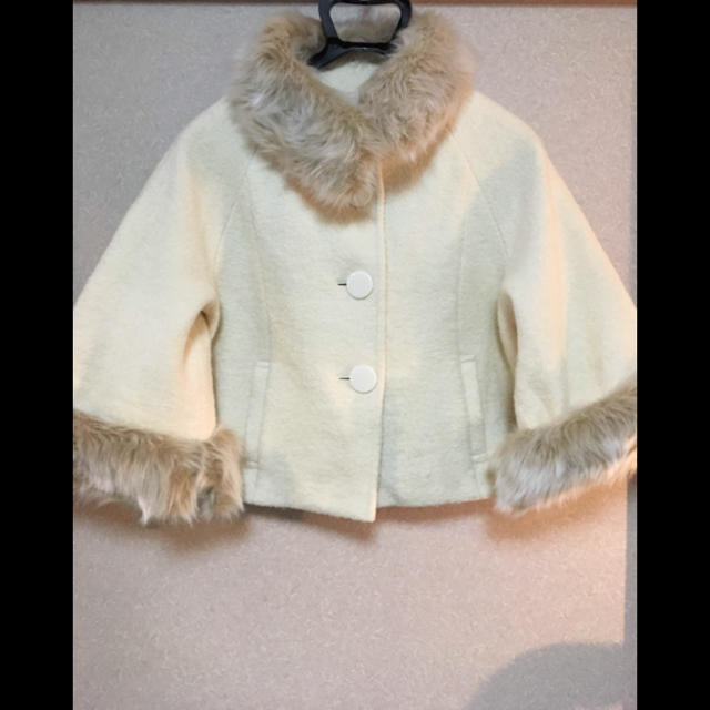LIZ LISA(リズリサ)のリズリサのファーつきショートコート レディースのジャケット/アウター(その他)の商品写真