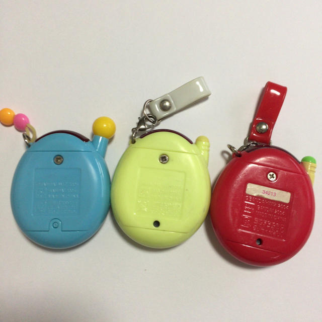 たまごっち 3個セットの通販 by ぴよちゃん's shop|ラクマ たまごっち 3個セットの通販 by ぴよちゃん's shop|ラクマ