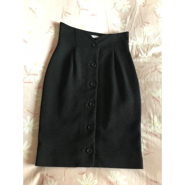 SNIDEL(スナイデル)のsnidel（スナイデル）_フロントボタンタイトスカート 黒_M レディースのスカート(ひざ丈スカート)の商品写真