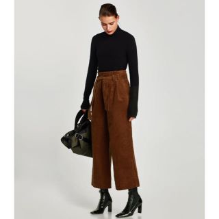 ザラ(ZARA)のまっぴー様専用★今季完売新品タグ付きZARAコーデュロイパンツ(カジュアルパンツ)