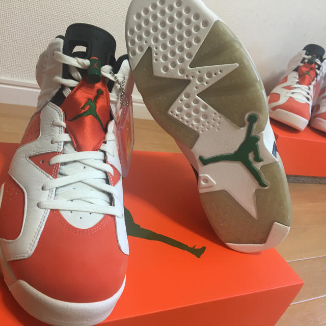 NIKE(ナイキ)のNIKE AIR JORDAN 6 RETRO LIKE MIKE メンズの靴/シューズ(スニーカー)の商品写真