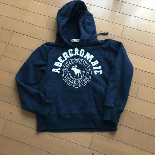 アバクロンビーアンドフィッチ(Abercrombie&Fitch)のabeacrombie トレーナー(Tシャツ/カットソー)