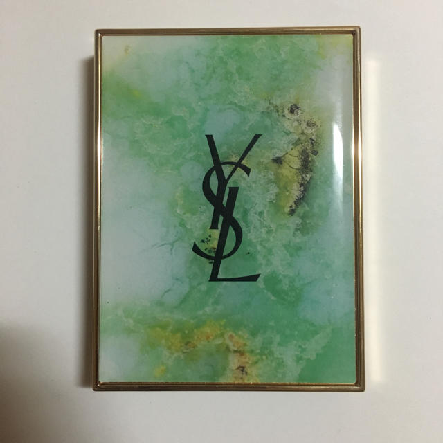 Yves Saint Laurent Beaute(イヴサンローランボーテ)のイヴ・サンローラン アイシャドウ コスメ/美容のベースメイク/化粧品(アイシャドウ)の商品写真