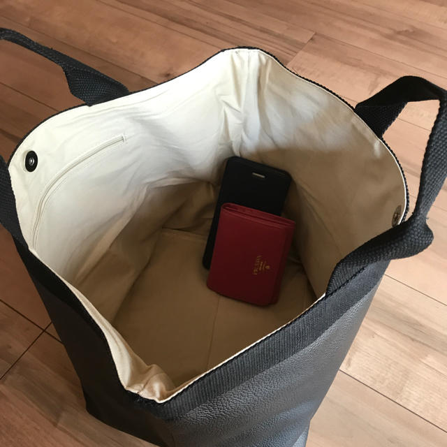 新品 未使用 トート バッグ ブラック×ブラック フェイク レザー