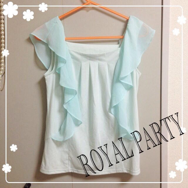 ROYAL PARTY(ロイヤルパーティー)のROYAL PARTY＊フリルトップス レディースのトップス(タンクトップ)の商品写真