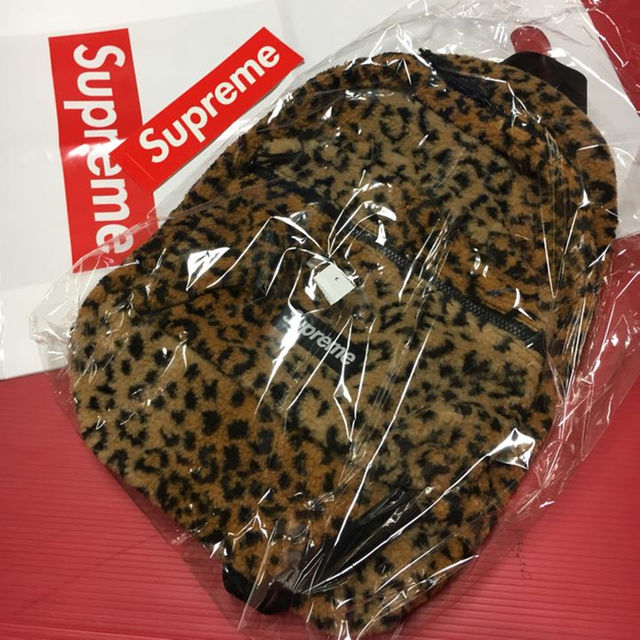 Supreme(シュプリーム)のsupreme Leopard Fleece Backpack Yellow メンズのファッション小物(その他)の商品写真