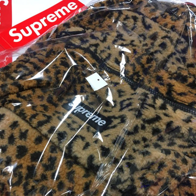 Supreme(シュプリーム)のsupreme Leopard Fleece Backpack Yellow メンズのファッション小物(その他)の商品写真