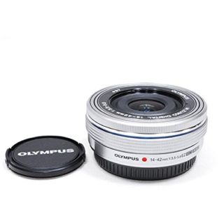 オリンパス(OLYMPUS)の❤️OLYMPUS 14-42mm EZ パンケーキレンズ シルバー ❤️新品！(レンズ(ズーム))