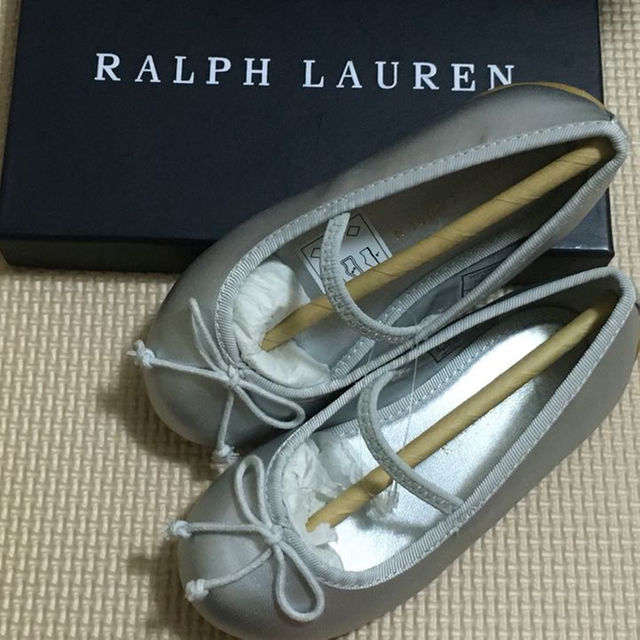 Ralph Lauren(ラルフローレン)の【箱有】ラルフローレン靴 新品未使用 卒業式や入園入学式に！バレエシューズ キッズ/ベビー/マタニティのキッズ/ベビー/マタニティ その他(その他)の商品写真