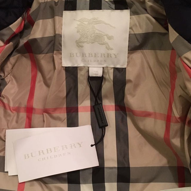 BURBERRY(バーバリー)の【tomoki.mama様】新品箱有バーバリーキルティングジャケット80サイズ キッズ/ベビー/マタニティのベビー服(~85cm)(その他)の商品写真