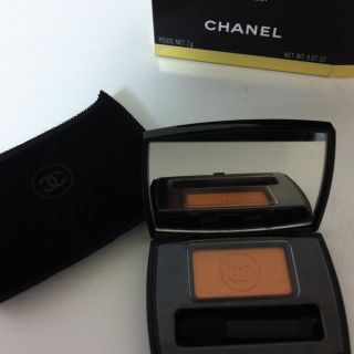 シャネル(CHANEL)のCHANEL☆春色アイシャドウ 新品！(その他)