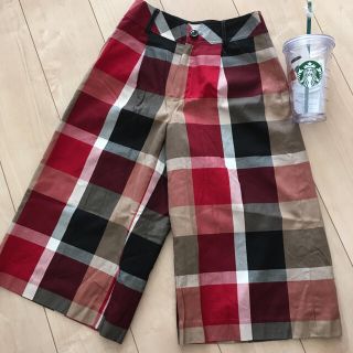 バーバリーブルーレーベル(BURBERRY BLUE LABEL)のバーバリー大人気赤ガウチョパンツ♡(カジュアルパンツ)