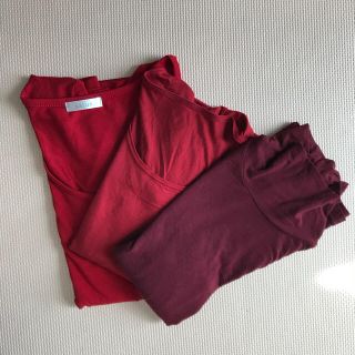 ユニクロ(UNIQLO)のヒートテック他  レッド系3枚セット中古(アンダーシャツ/防寒インナー)