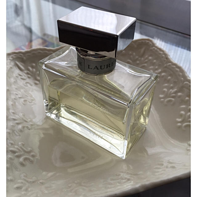 Ralph Lauren(ラルフローレン)の香水 ラルフローレン ロマンス EDP 50ml コスメ/美容の香水(香水(女性用))の商品写真