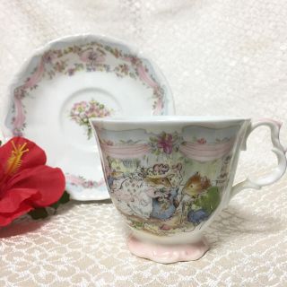 ロイヤルドルトン(Royal Doulton)の【Royal Doulton】BRAMBLY HEDGE THE WEDDING(グラス/カップ)