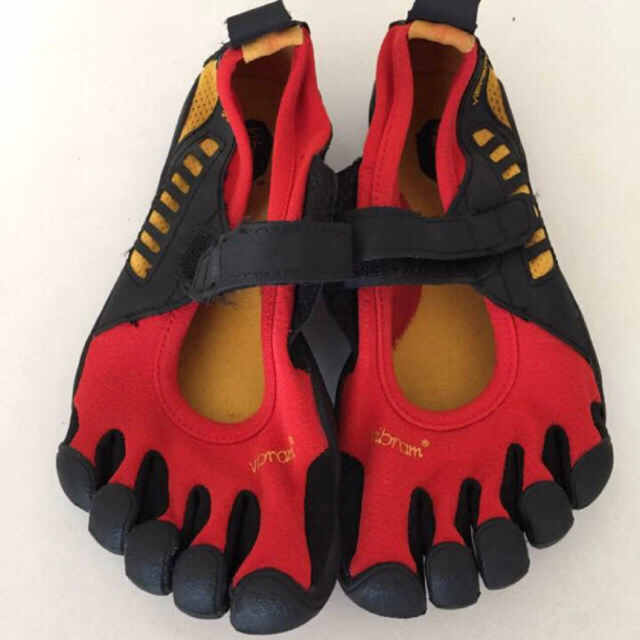 vibram(ビブラム)のVibram FiveFingers/W39(24.4cm) レディースの靴/シューズ(スニーカー)の商品写真