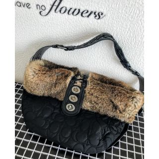 コーチ(COACH)の【美品】COACH♥今期流行 ファーバッグ ブラック 傷汚れ無し(ハンドバッグ)