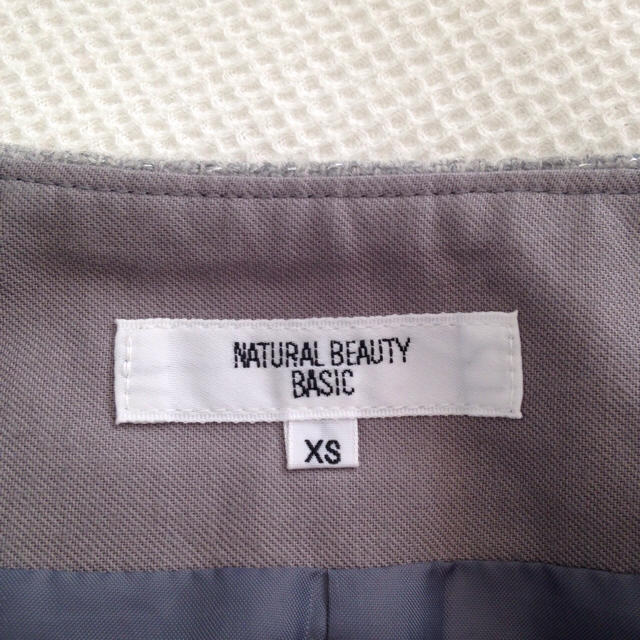 NATURAL BEAUTY BASIC(ナチュラルビューティーベーシック)の【美品】ナチュラルビューティベーシック タイトスカート レディースのスカート(ひざ丈スカート)の商品写真