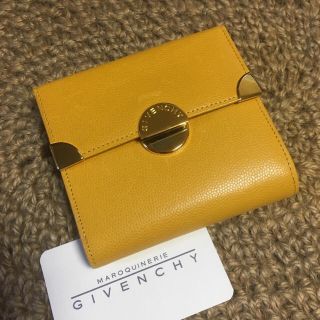 ジバンシィ(GIVENCHY)の未使用【GIVENCHY 】ジバンシィ 三つ折り財布  ガマ口式(財布)