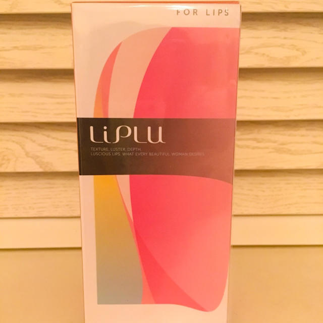 LiPLU  リップ イン セラム 〈唇用美容液付き〉 コスメ/美容のスキンケア/基礎化粧品(リップケア/リップクリーム)の商品写真